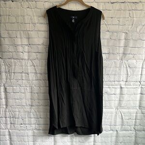GAP Sleeveless Black Half‎ Button Up Lightweight Dress Woman’s Size Large
